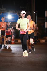 BIB: 25622, 0439
                            <button type="button" onclick="openModal(21576209)" class="btn btn-primary btn-sm float-right btn-popup" data-toggle="modal" data-target=".modal-high-quality">
                        <i class="fas fa-shopping-cart"></i> Add to Cart
                    </button>
                                            <button type="button" onclick="isThisMe(21576209, true)" class="btn btn-success btn-sm float-right btn-popup btn-isme hidden" data-toggle="tooltip" data-placement="bottom" title="นี่คือรูปของคุณใช่ไหม คลิกที่นี่เพื่อเอาเข้าอัลบั้ม">
                        <i class="fas fa-plus"></i> Add to album
                    </button>
                    <button type="button" onclick="isThisMe(21576209, false)" class="btn btn-warning btn-sm float-right btn-popup btn-isnotme hidden">
                        <i class="fas fa-ban"></i> Remove from album
                    </button>